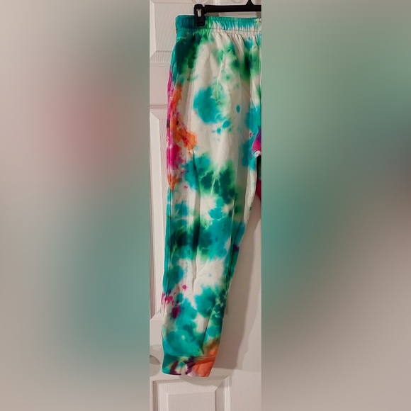 COPY - Nike Floral Tie Dye Custom Limtied Edition Sweatpants - Picture 10 of 11